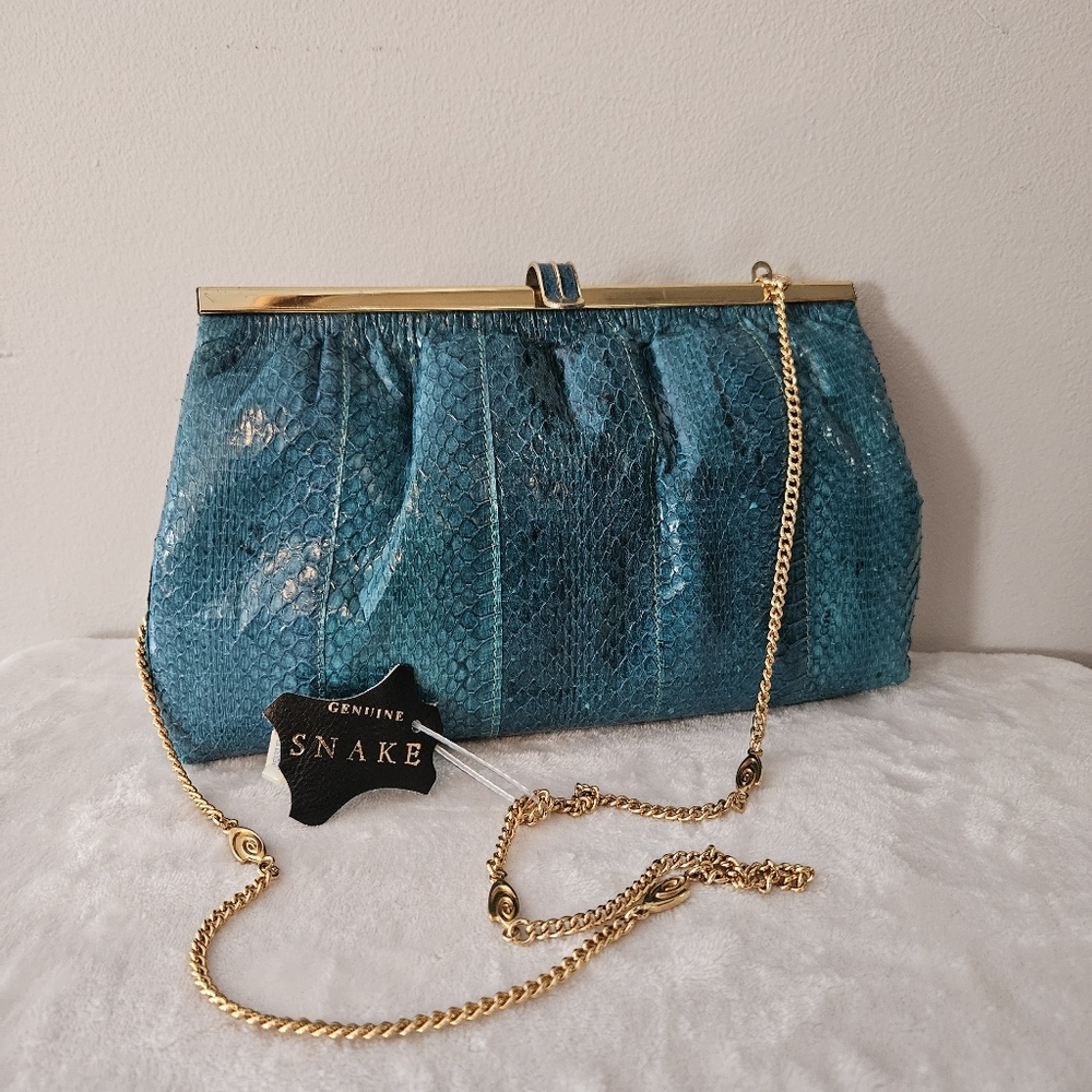 Vintage Elegance Snake Skin Purse